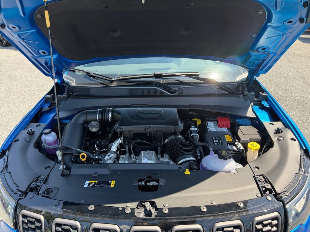 New 2026 Jeep Compass Latitude AWD/4WD image 17