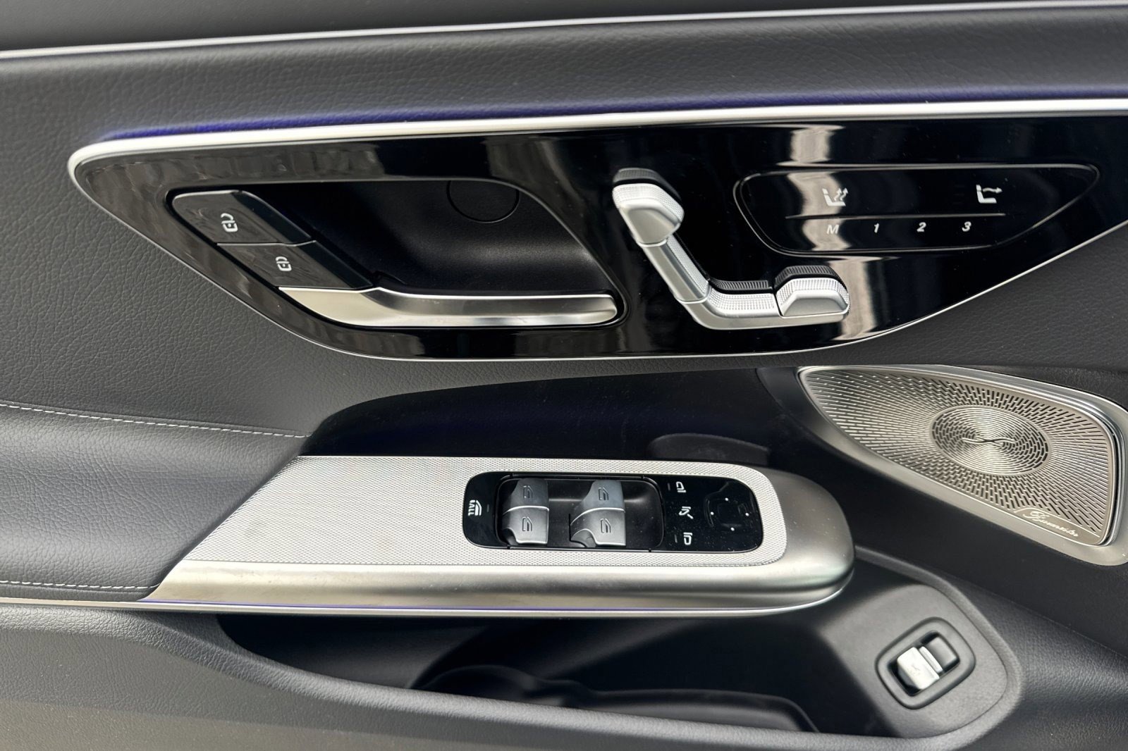 New 2026 Mercedes-Benz CLE 450 4MATIC Cabriolet image 12