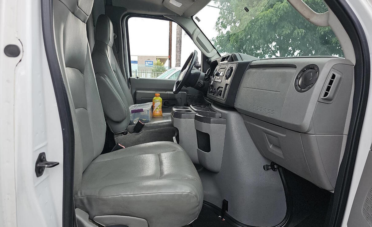 Used 2012 Ford E-350 and Econoline 350 Super Duty w/ Payload Pkg image 8