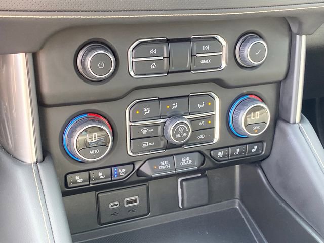 Certified 2024 Chevrolet Suburban Premier AWD/4WD image 14