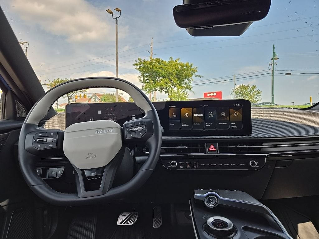 Certified 2025 Kia EV6 GT-Line AWD/4WD image 40