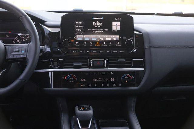 Used 2025 Nissan Pathfinder SL w/ SL Premium Package image 27