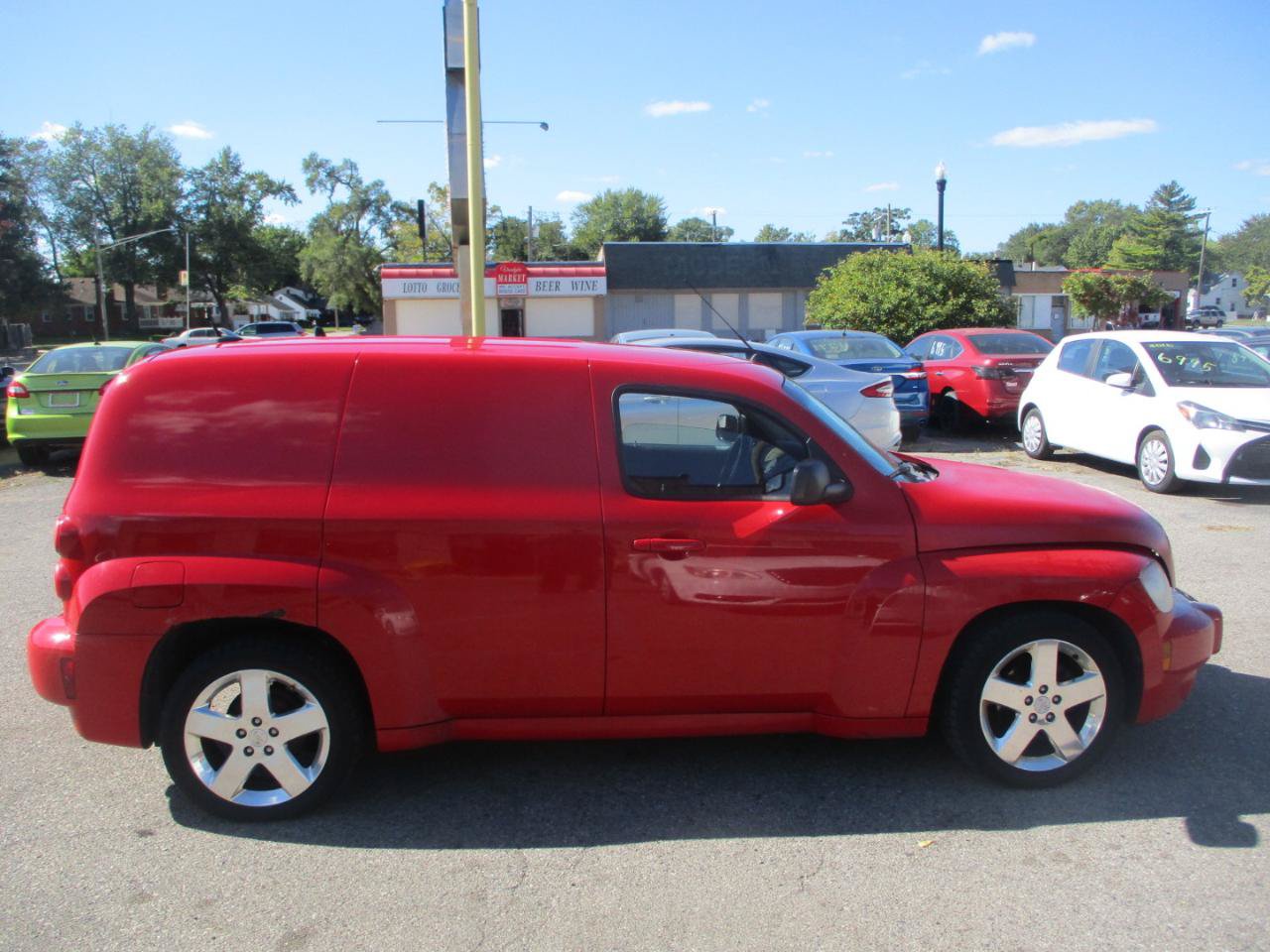 Used 2011 Chevrolet HHR LS FWD image 2