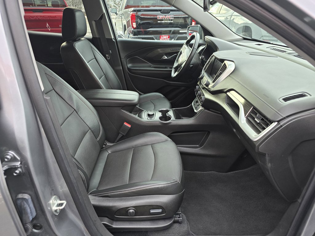 Used 2023 GMC Terrain SLT image 33