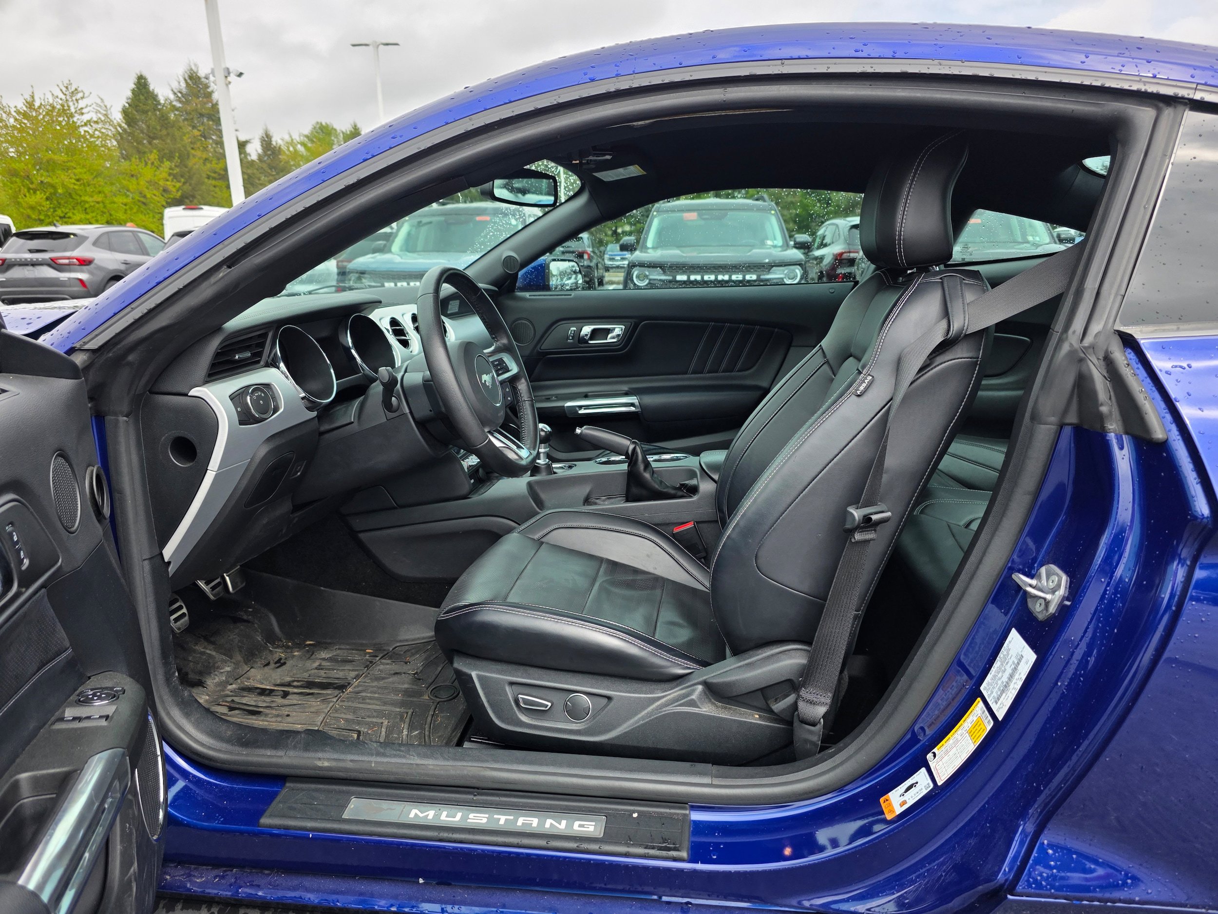 Used 2016 Ford Mustang GT Premium w/ Enhanced Security Package RWD image 17