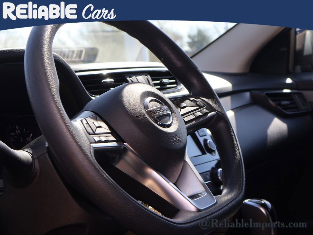 Used 2019 Nissan Rogue Sport S image 25