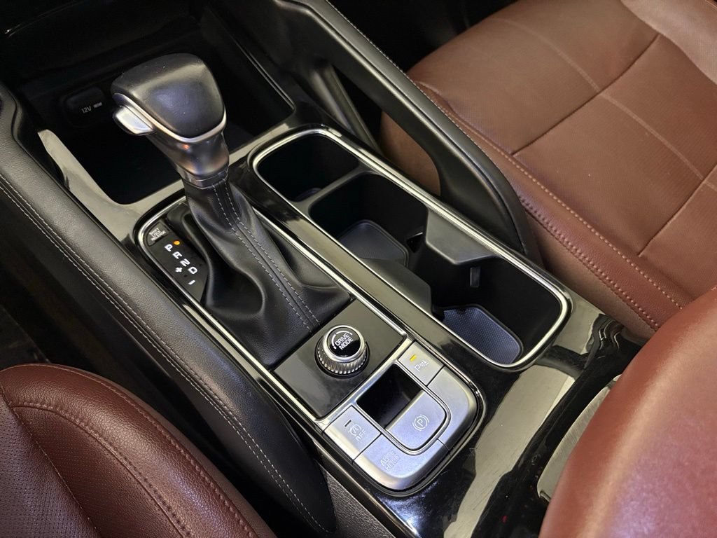 Used 2023 Kia Telluride EX w/ EX Captain's Chair Package FWD image 30