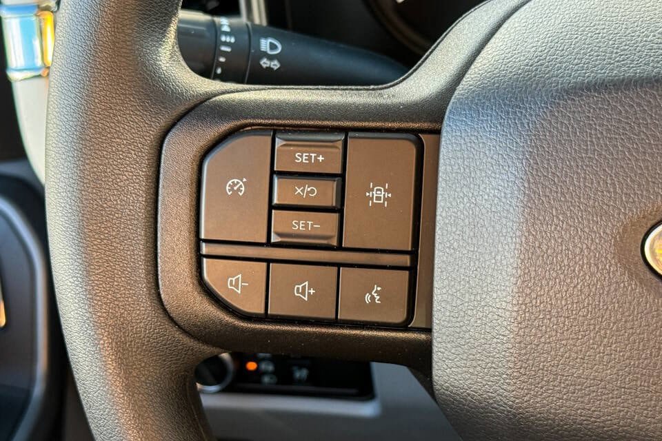 Used 2024 Ford F350 XLT AWD/4WD image 32