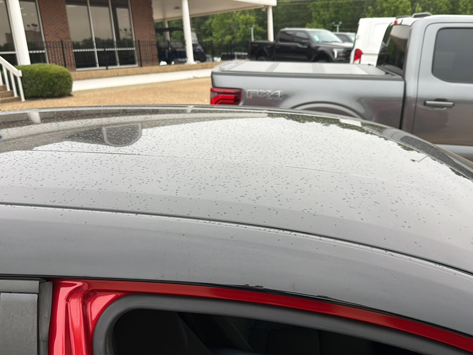 Used 2020 Toyota C-HR XLE FWD image 11