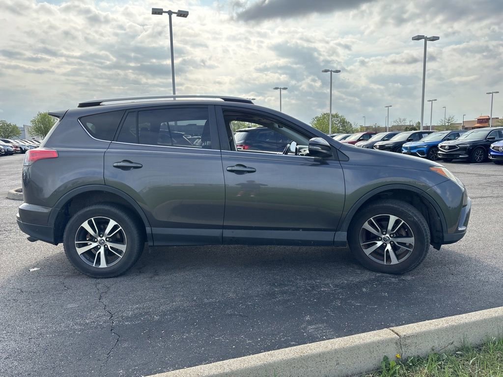 Used 2018 Toyota RAV4 XLE image 13