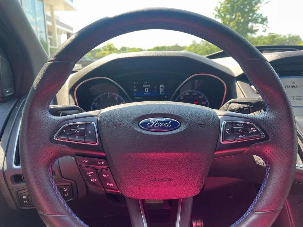 Used 2017 Ford Focus RS AWD/4WD image 20
