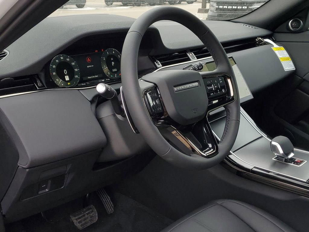 New 2026 Land Rover Range Rover Evoque S image 8