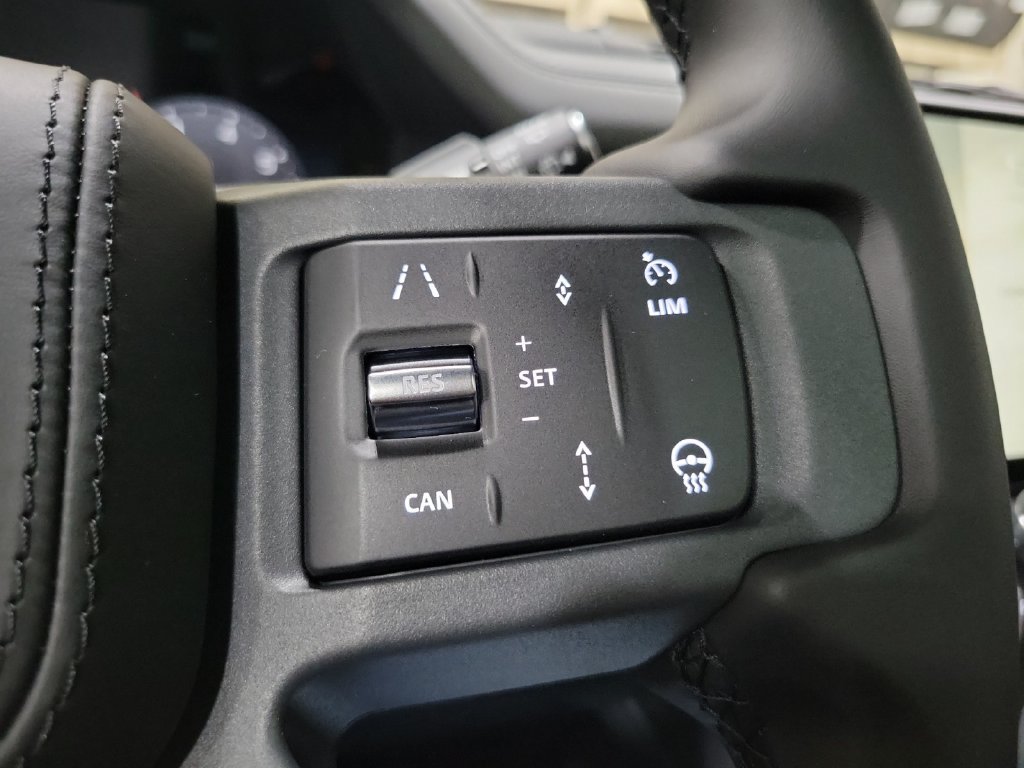 Certified 2024 Land Rover Defender 110 X AWD/4WD image 16