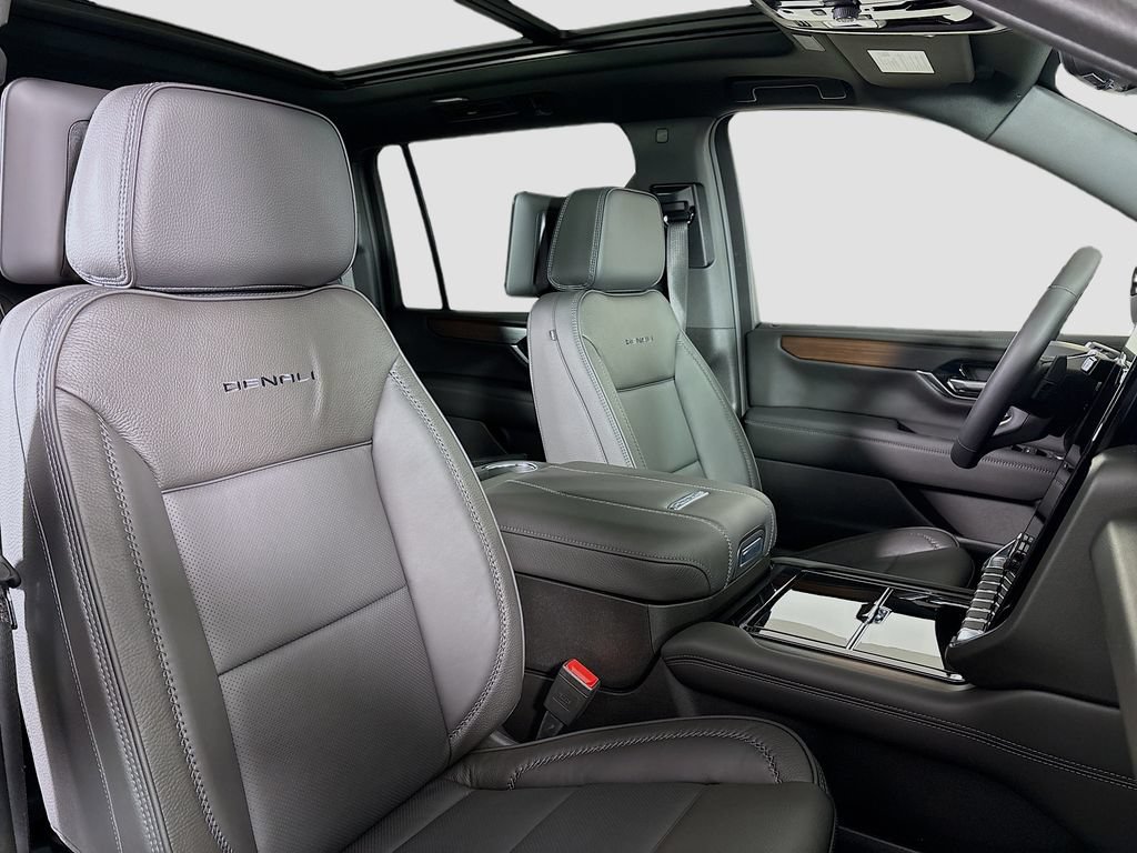 New 2026 GMC Yukon XL Denali w/ Denali Reserve Package AWD/4WD image 31