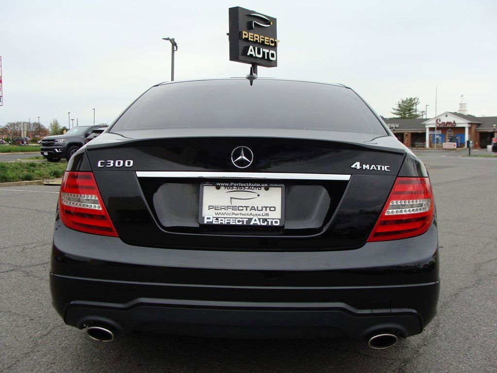 Used 2014 Mercedes-Benz C 300 4MATIC Sedan image 5