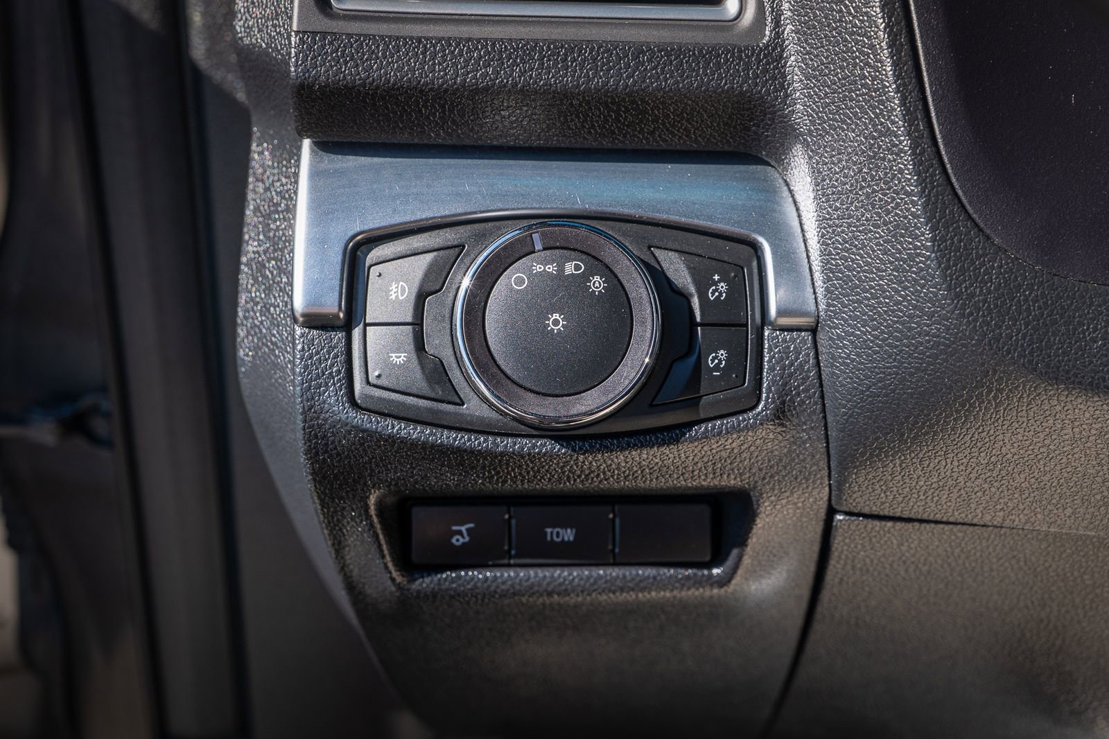 Used 2017 Ford Explorer Sport w/ Equipment Group 401A image 15