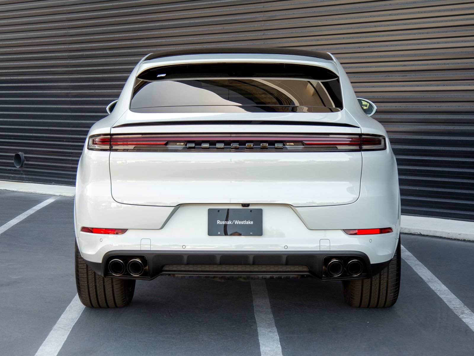 New 2026 Porsche Cayenne Coupe AWD/4WD image 6
