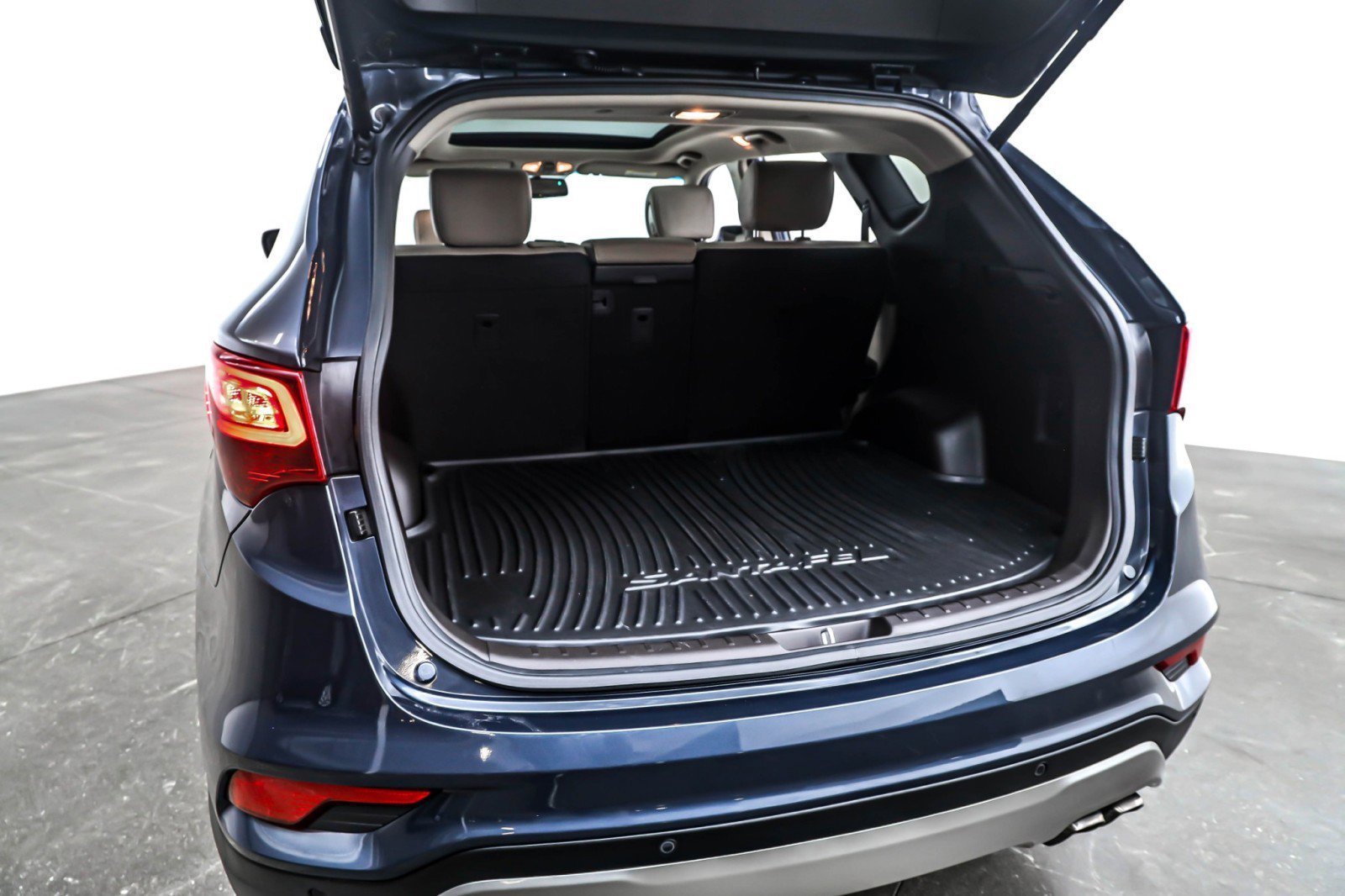 Used 2018 Hyundai Santa Fe Sport image 22