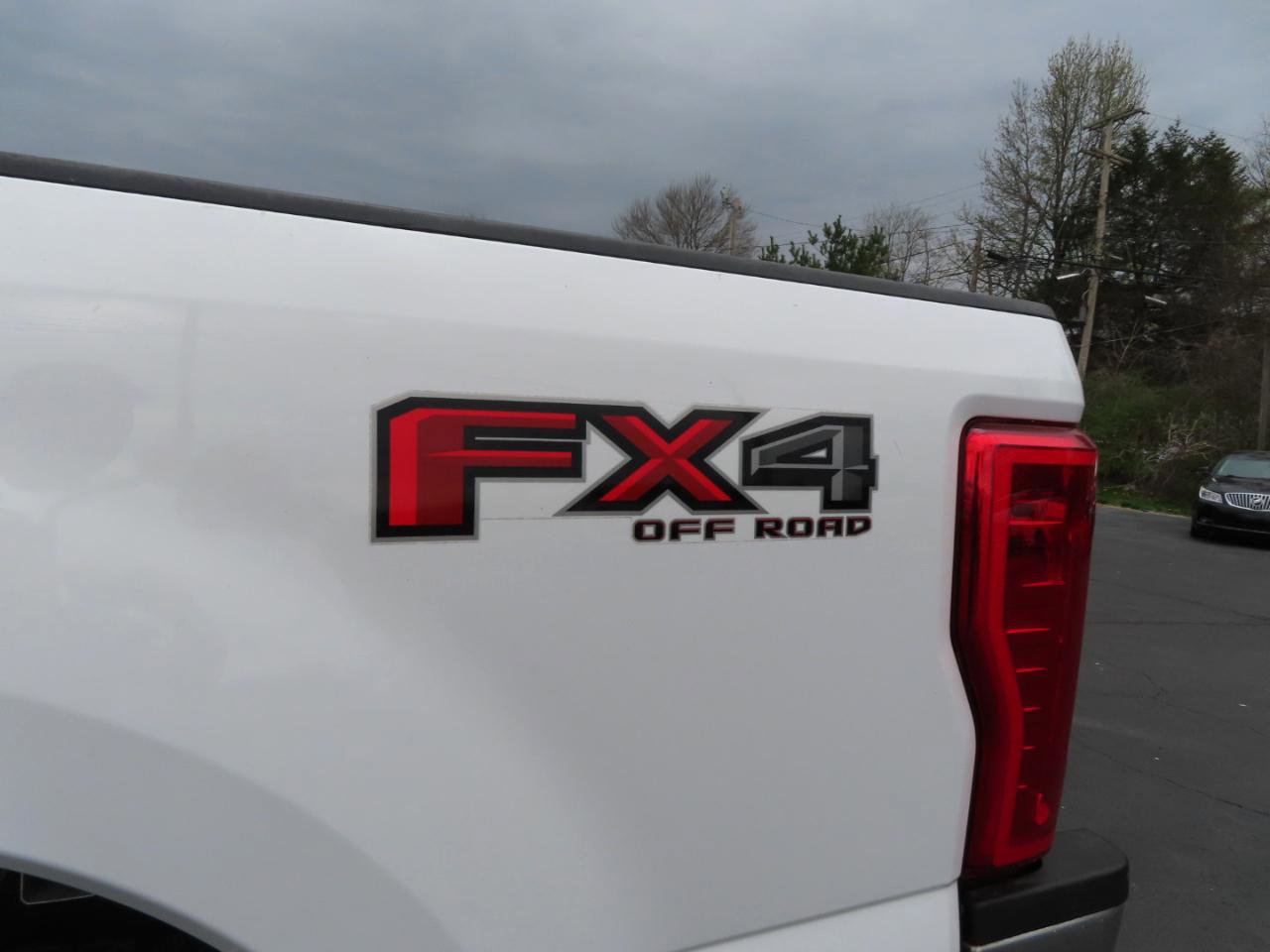 Used 2018 Ford F250 XLT w/ XLT Premium Package image 14