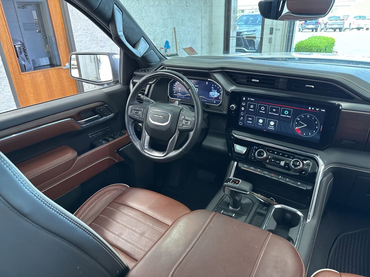 Used 2024 GMC Sierra 1500 Denali Ultimate AWD/4WD image 44