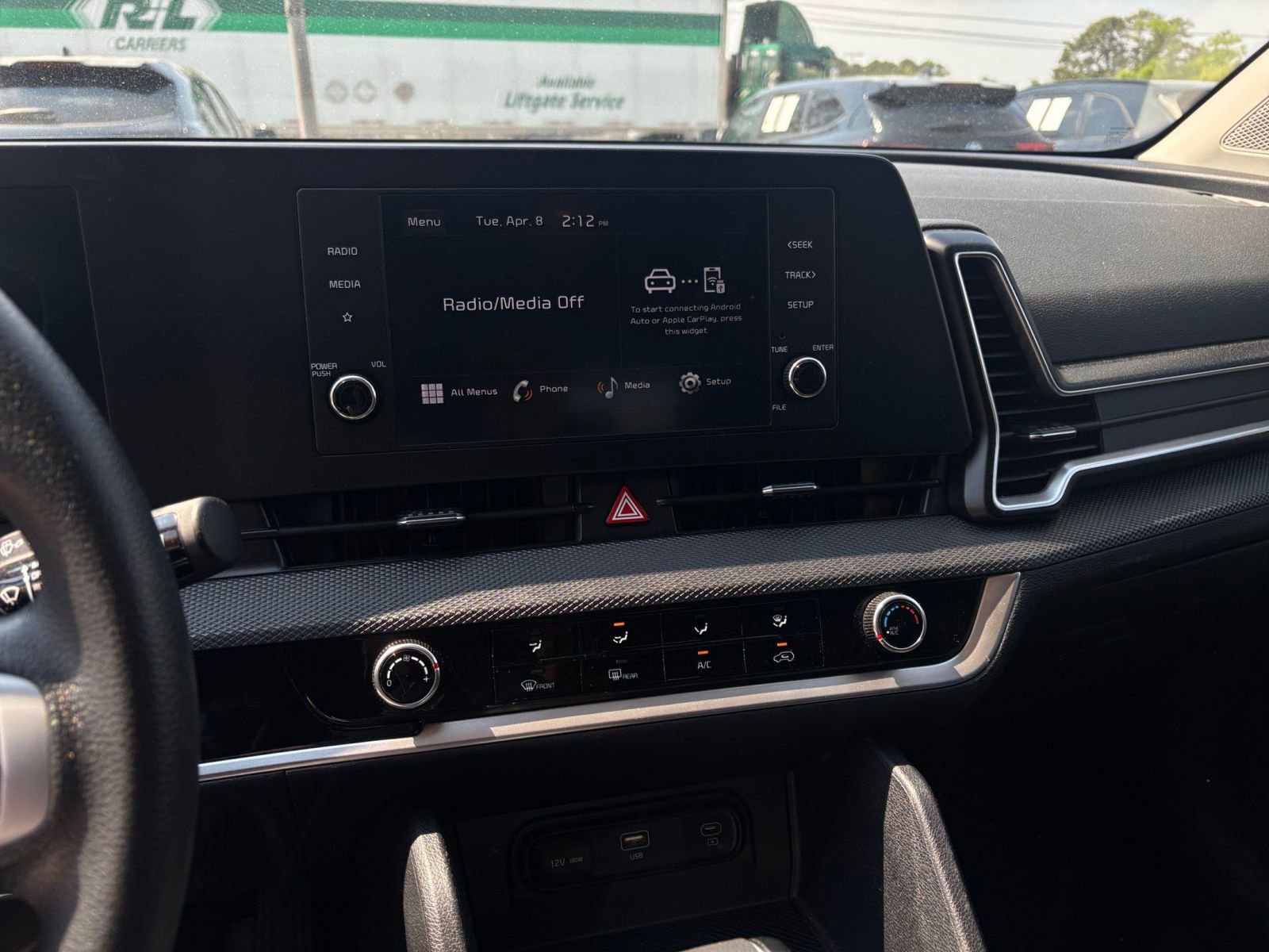 Used 2025 Kia Sportage LX image 20