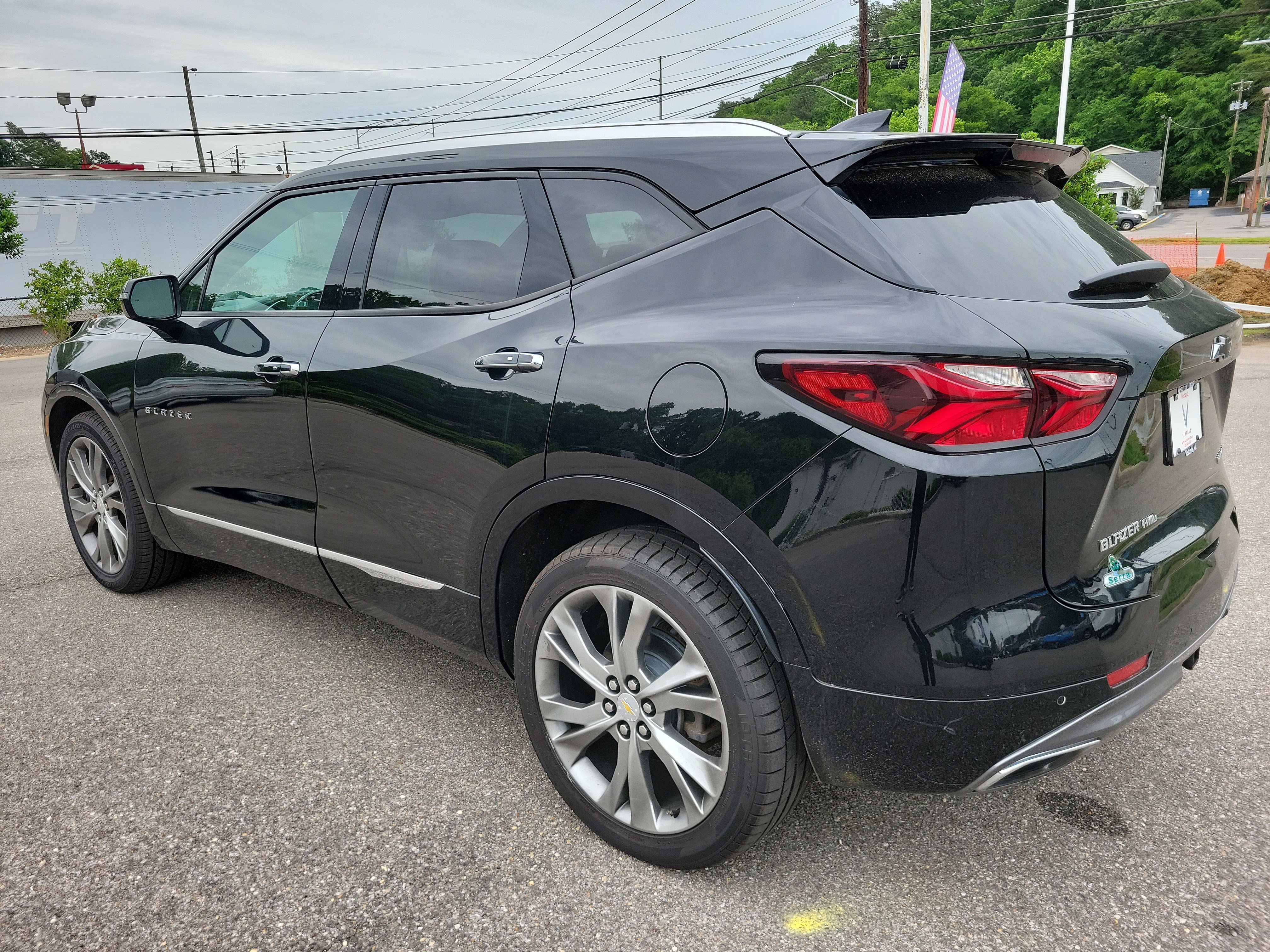 Used 2020 Chevrolet Blazer Premier w/ LPO, Black Grille Bar Package AWD/4WD image 7