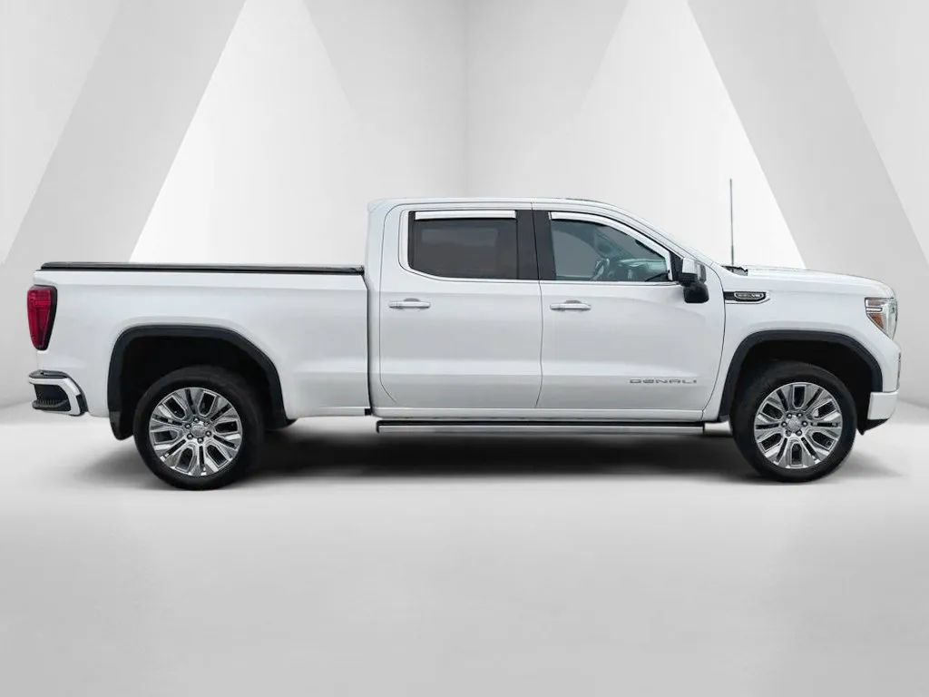 Used 2022 GMC Sierra 1500 Denali w/ Denali Reserve Package AWD/4WD image 8