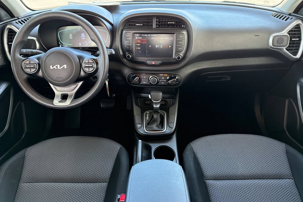 Used 2024 Kia Soul LX w/ Option Group 015 FWD image 20