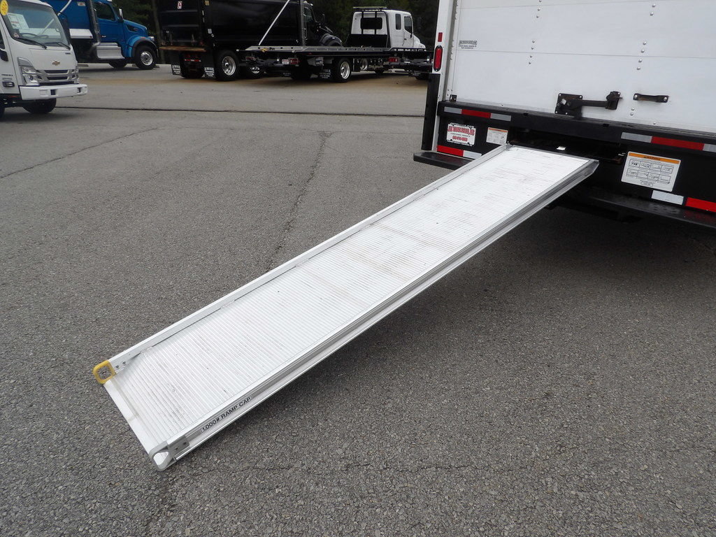 Used 2021 GMC Savana 3500 Extended w/ Power Convenience Package RWD image 36