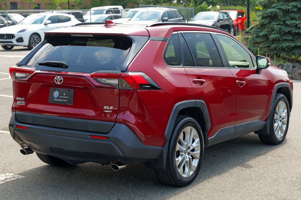 Used 2019 Toyota RAV4 XLE Premium w/ All Weather Liner Package AWD/4WD image 7