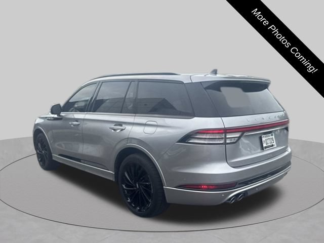 Used 2023 Lincoln Aviator Reserve w/ Equipment Group 201A AWD/4WD image 7