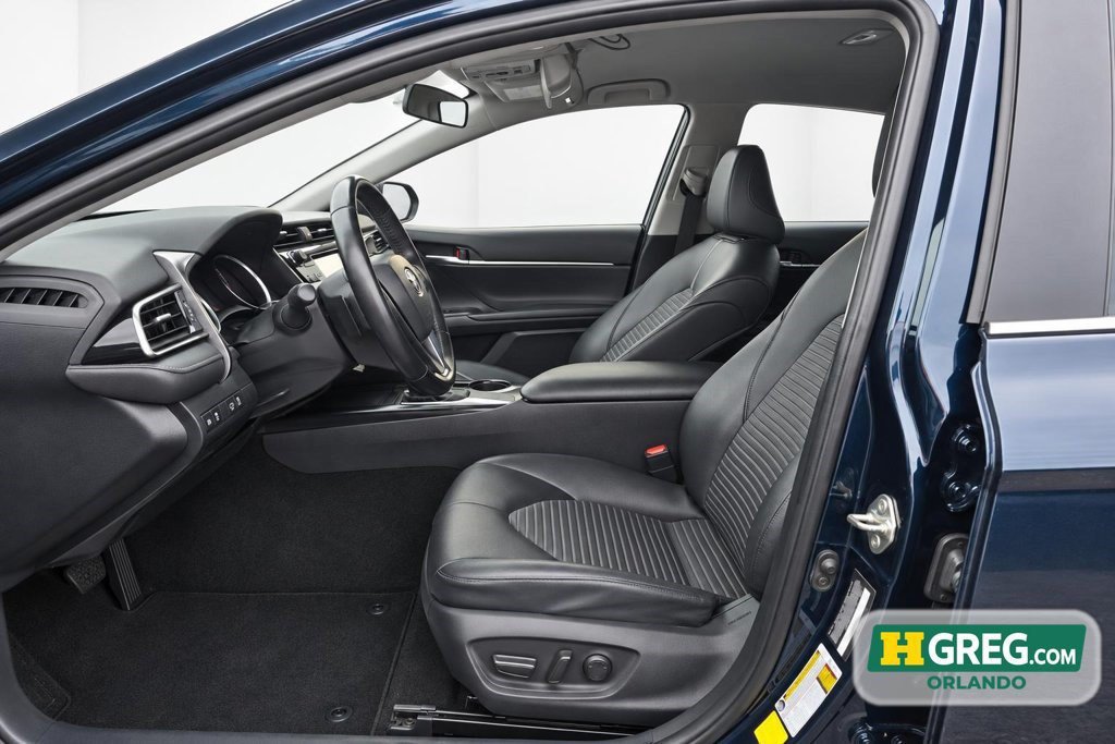 Used 2020 Toyota Camry SE FWD image 10