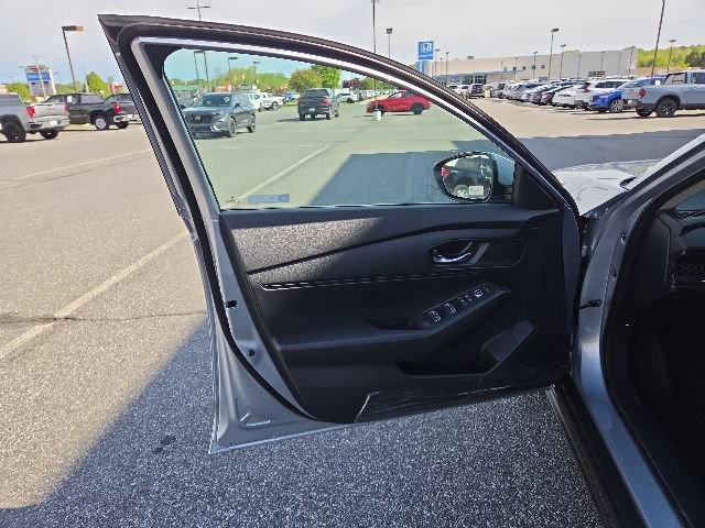 New 2026 Honda Accord LX image 13