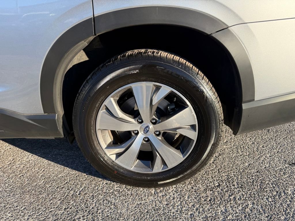 Used 2024 Subaru Ascent Premium w/ Convenience Package image 11