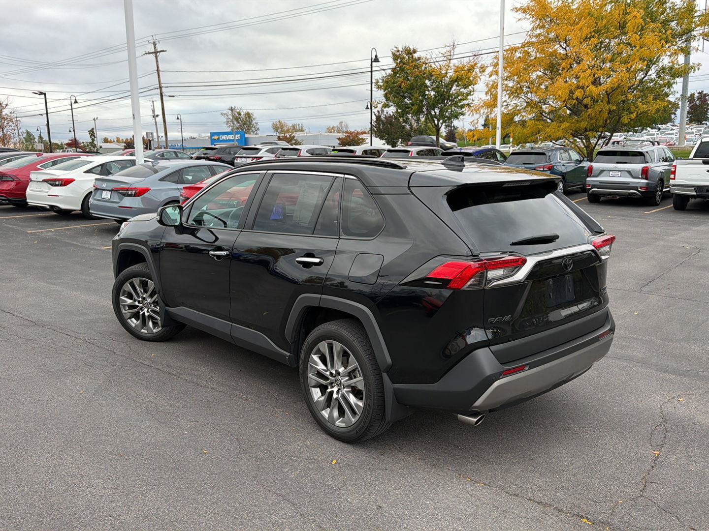 Used 2024 Toyota RAV4 Limited w/ Weather Package AWD/4WD image 5