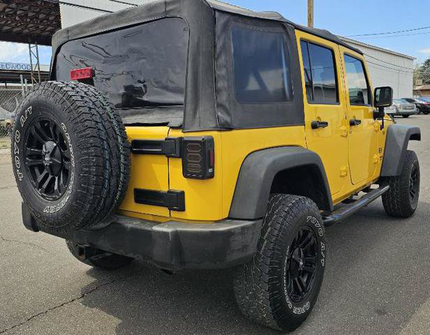 Used 2009 Jeep Wrangler Unlimited X AWD/4WD image 5
