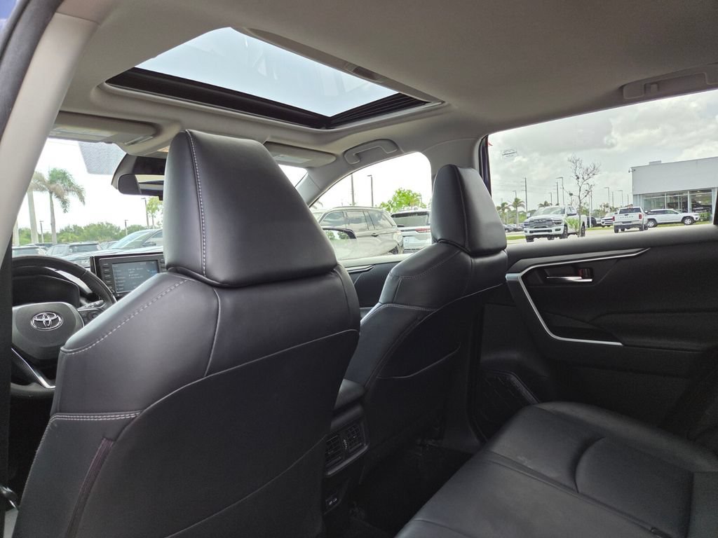 Used 2022 Toyota RAV4 XLE Premium FWD image 24