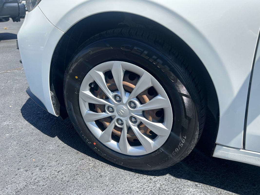 Used 2019 Kia Forte Sedan FWD image 28