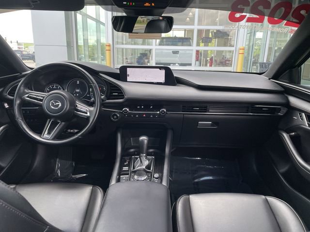 Used 2023 MAZDA MAZDA3 Hatchback w/Premium Plus Pkg AWD/4WD image 39