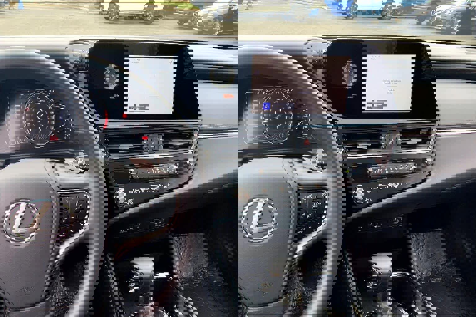 Certified 2025 Lexus ES 350 w/ Premium Package FWD image 7