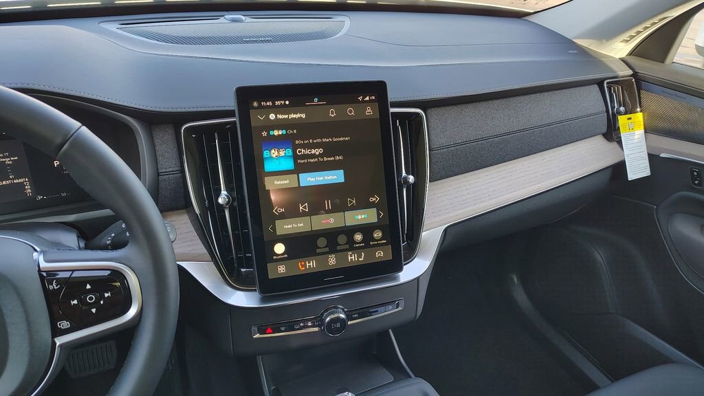 New 2026 Volvo XC90 B6 Plus image 19