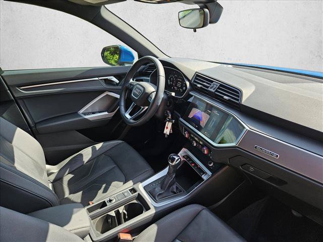 Used 2022 Audi Q3 2.0T Premium AWD/4WD image 11