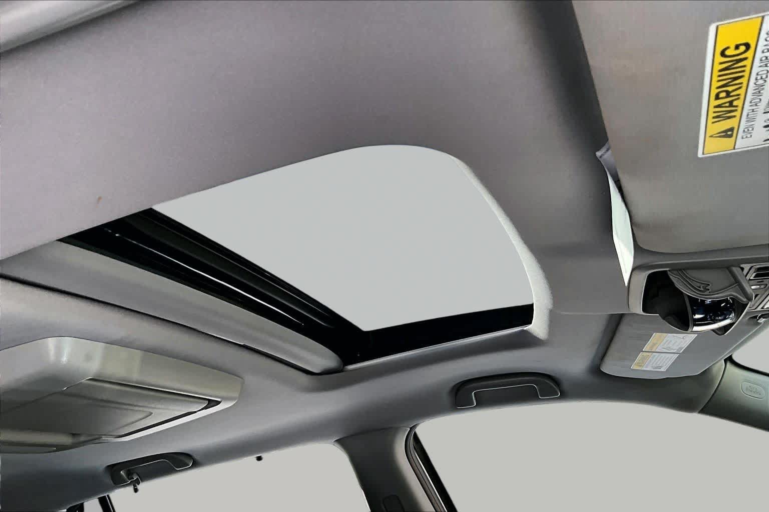 Used 2019 Honda Pilot Touring image 14