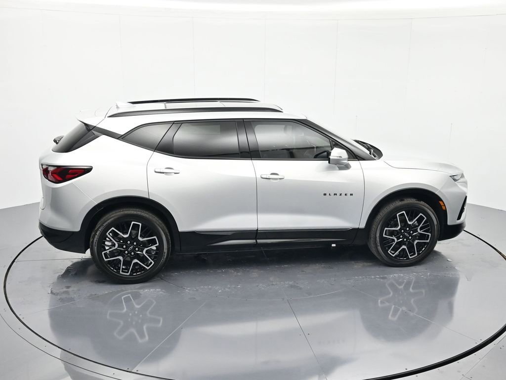 Certified 2021 Chevrolet Blazer RS w/ Enhanced Convenience Package FWD image 33