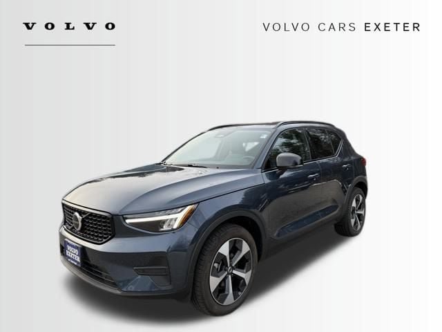 New 2026 Volvo XC40 B5 Core w/ Protection Package Premier AWD/4WD image 1
