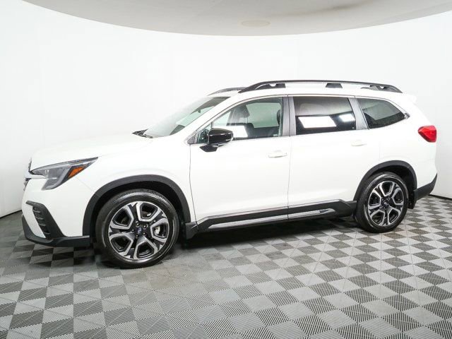 Used 2025 Subaru Ascent Limited AWD/4WD image 32
