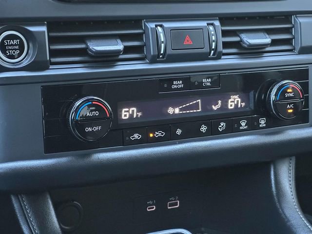 Used 2024 Nissan Pathfinder S image 20