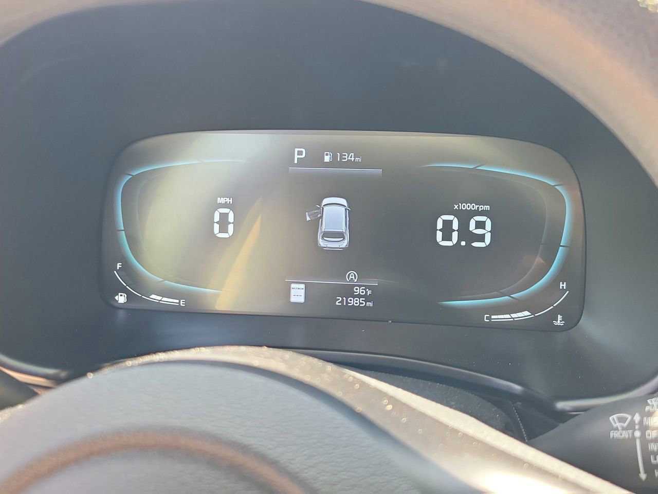 Used 2025 Kia Soul LX w/ LX Technology Package FWD image 20