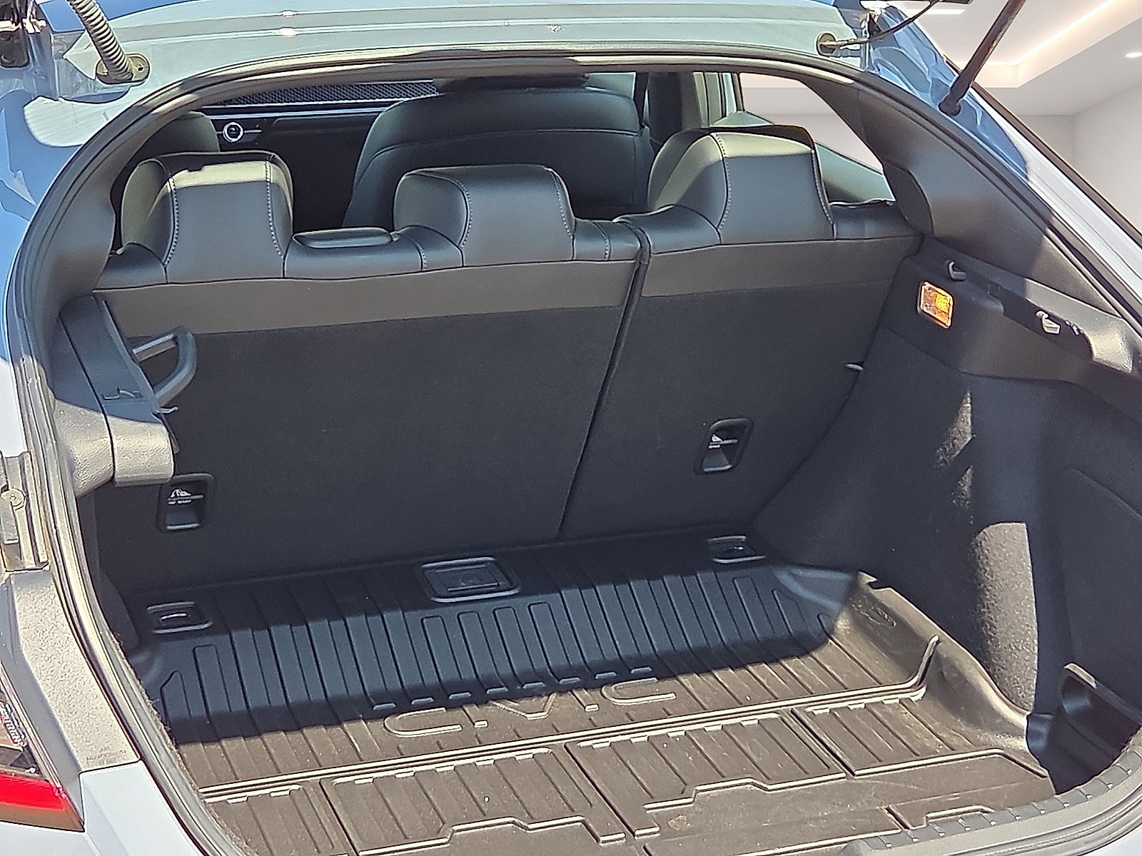 Used 2024 Honda Civic Sport Touring image 8