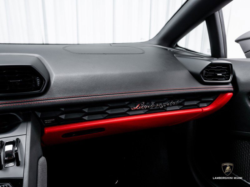 Used 2017 Lamborghini Huracan LP 610-4 image 32